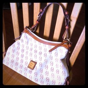 Dooney & Bourke small hobo purse.